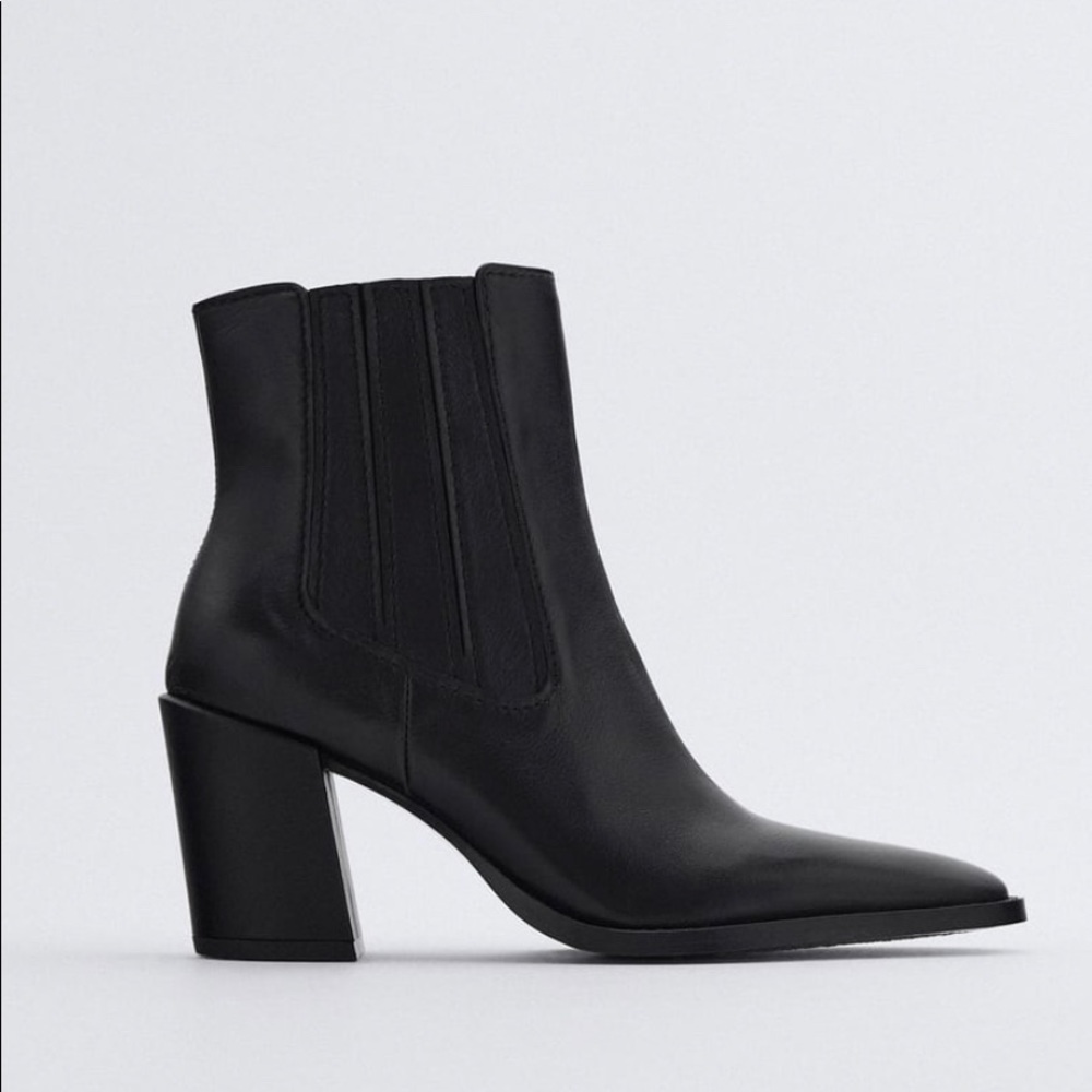 Zara boots never worn
